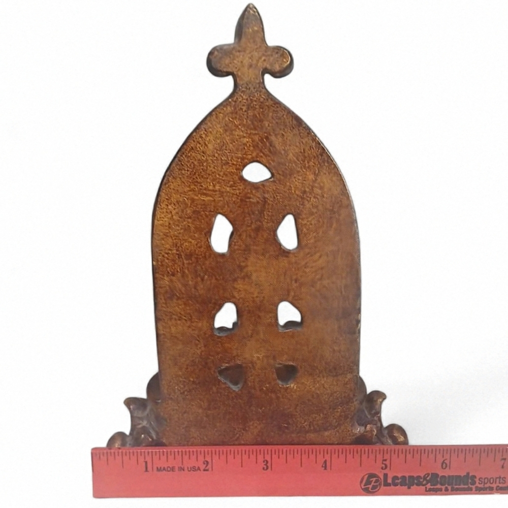 Fleur-de-lis wooden candle holder,Wall Sconce.  8"H x 5.5"W.  2FOR$10 - Picture 6 of 7
